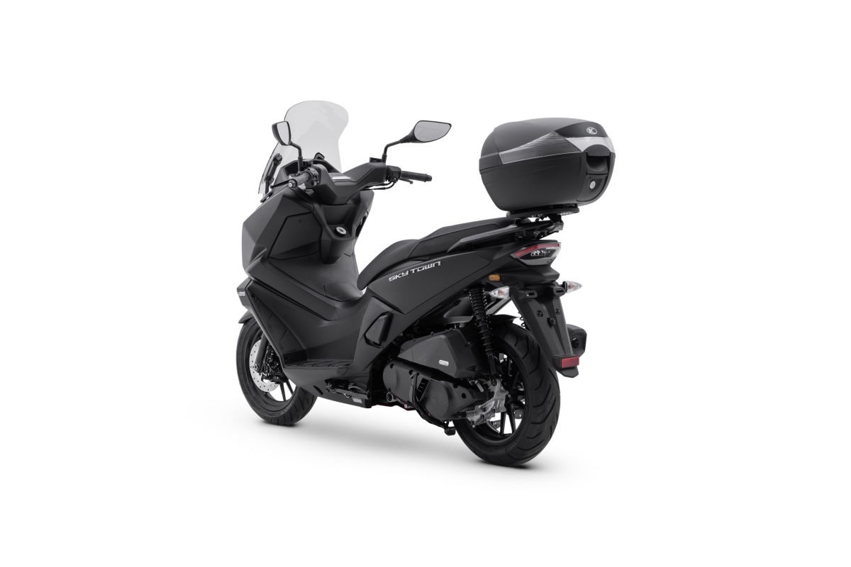  Kymco lancia il nuovo scooter Skytown 125